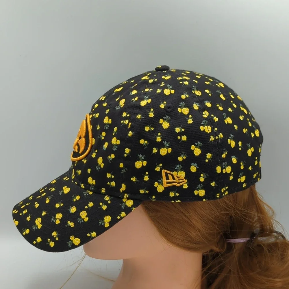 New Era Women's Iowa Hawkeyes Floral 9TWENTY Cap Hat Black Flower Strap Back